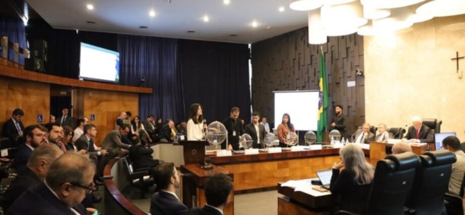 Eleições 2026: fiscalizadores definem urnas para os Testes de